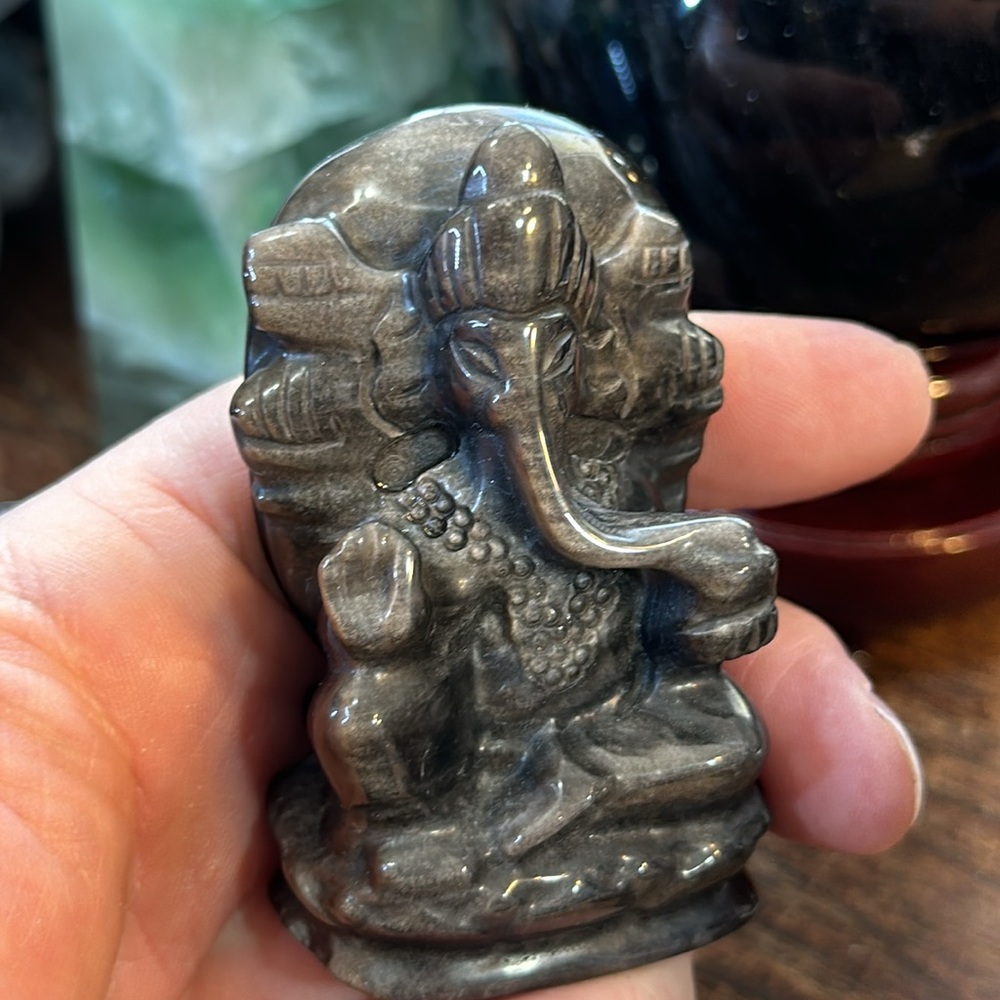 🌸SALE🌸 Silver Obsidian Lord Ganesh Carving! - Picture 5 of 6